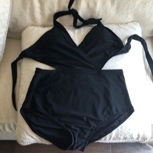 Black Zeraca bathing suit. Women’s M size 10